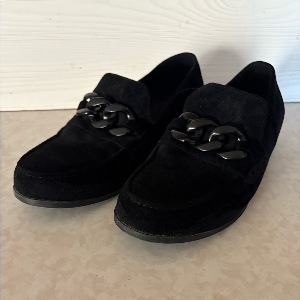 Maurices black brushed suede loafers size 11